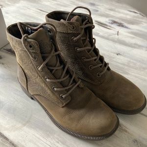 Kodiak Original All Season Waterproof Ankle Boot New without box, size 8